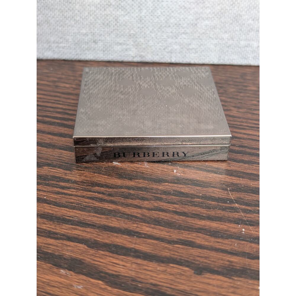 Burberry Summer Glow Bronzer 0.35 oz - Picture 4 of 5